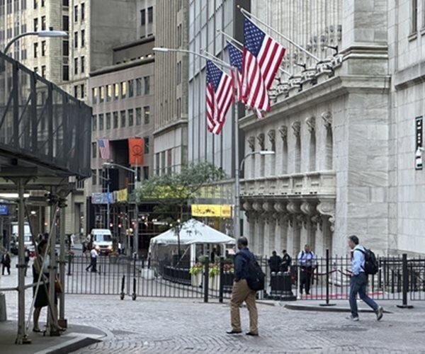 Stocks Mixed as Cooler Inflation Raises Rate Cut Hopes