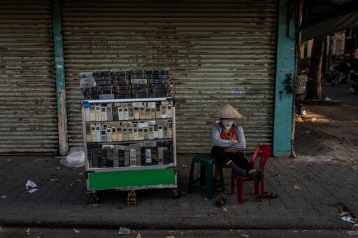 E-waste Is Overflowing Landfills. At One Sprawling Vietnam Market, Workers Recycle Some of it