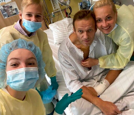 German Government Calls Navalny Recovery 'encouraging'