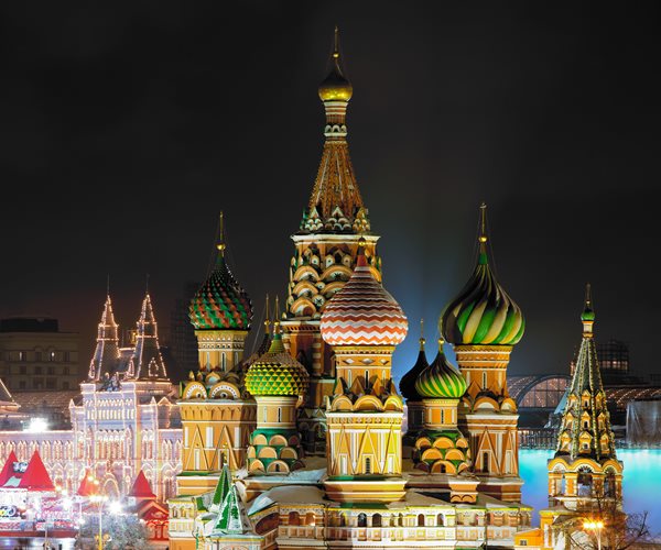 The Kremlin lit up at night