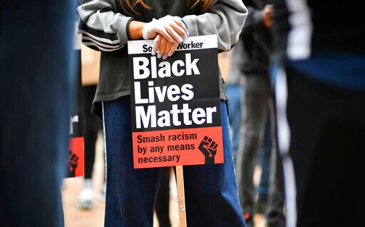 UK Demonstrators Hold Fourth Weekend of Anti-racism Protests