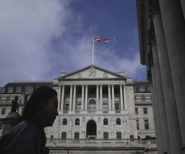 UK Raises Interest Rates to Highest Level Since 2008