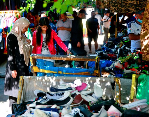 Bloated Public Salaries at Heart of Iraq's Economic Woes