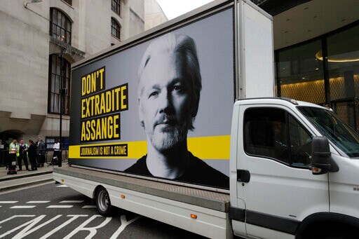 Assange Told to Stop Interrupting Witnesses at UK Hearing