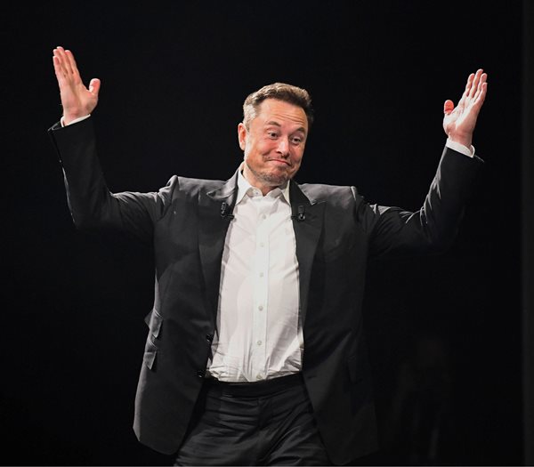 Musk Ready to Deepen Tesla EV Price War