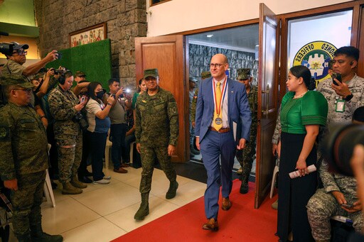 US and Philippine Forces Launch Combat Drills in the Disputed South China Sea