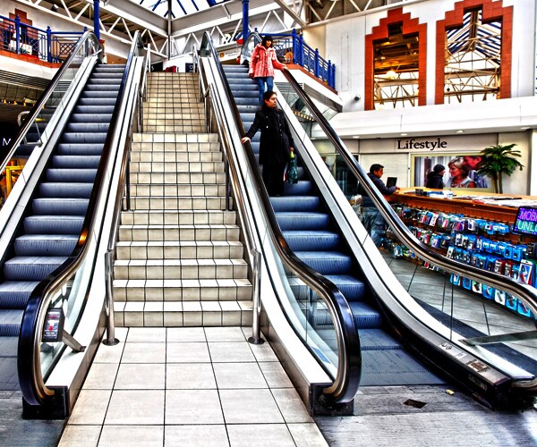 Moody's: Distressed Retailers Now at Great Recession Level