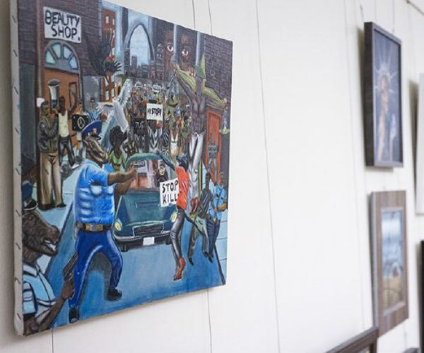 Painting of Policemen as Pigs Removed Permanently From Capitol