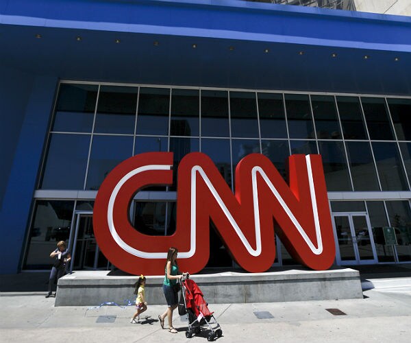 Report: CNN, Deutsche Welle Could be Hit by Russia's 'Foreign Agents' Media Law 