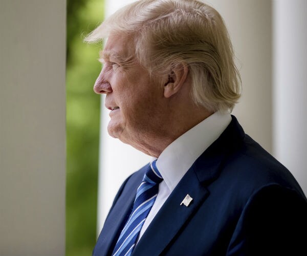 Trump to Discuss Fight Against ISIS at News Conference