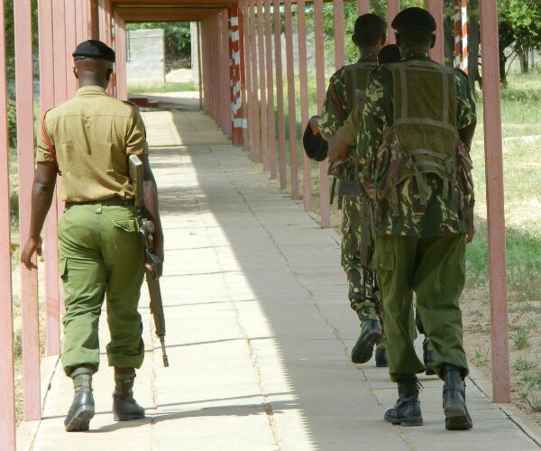 6 Killed in Extremist Attack on 2 Buses, Says Kenyan Official