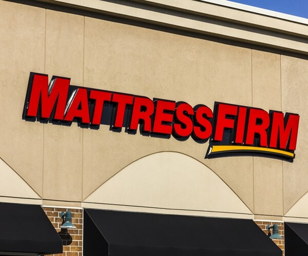 Mattress Firm Said to Explore Bankruptcy to Close Stores