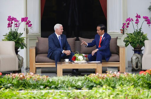 The Latest: Pence Tours Southeast Asia's Largest Mosque