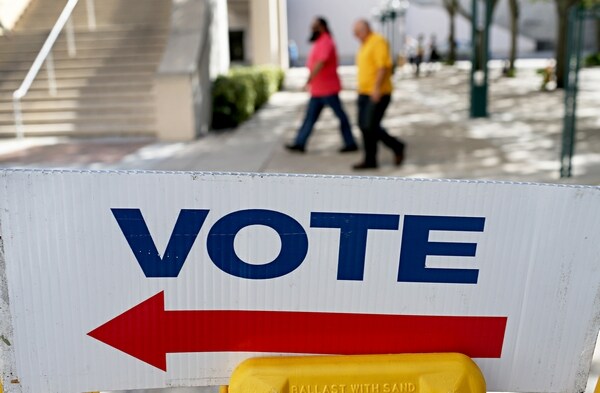 GOP Lead Slips in Florida Early Voting
