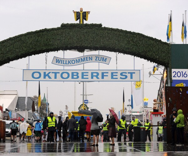 Munich Oktoberfest Security Stepped Up in Light of Recent Attacks