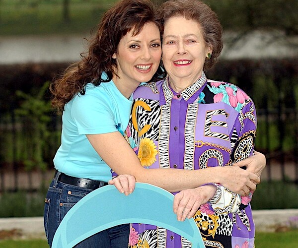 Dr. Oz: Should You Be Screened for Ovarian Cancer?