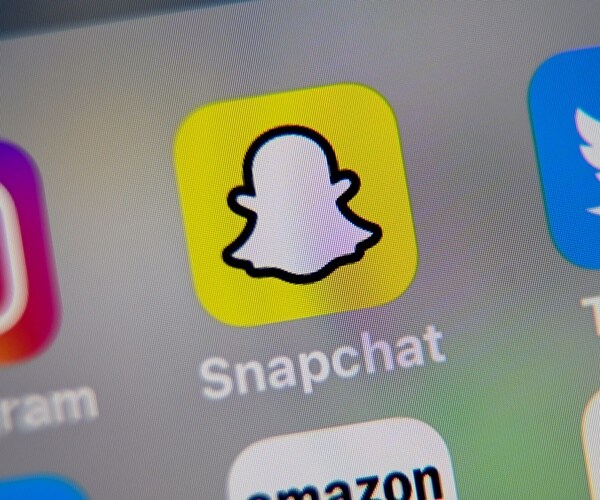 the snapchat logo