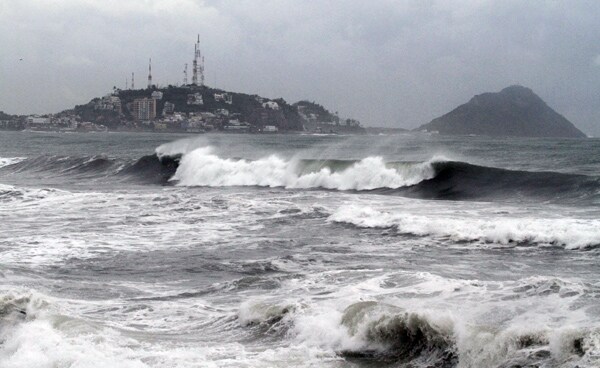 Tropical Storm Norbert Bulks Up to Hurricane Off Baja Peninsula