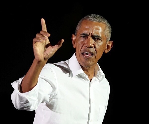 barack obama speaks onstage at rally