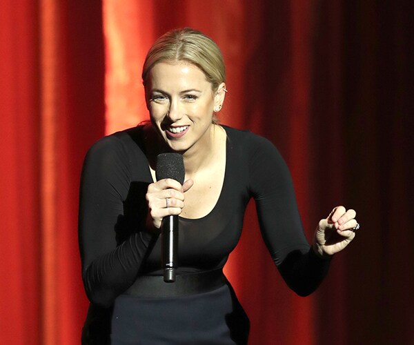 Iliza Shlesinger Sued Over Women-Only Comedy Show in LA