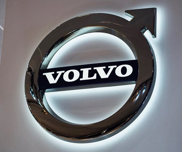 Volvo Recalls 167,000 Cars Worldwide to Fix Trunk Lid