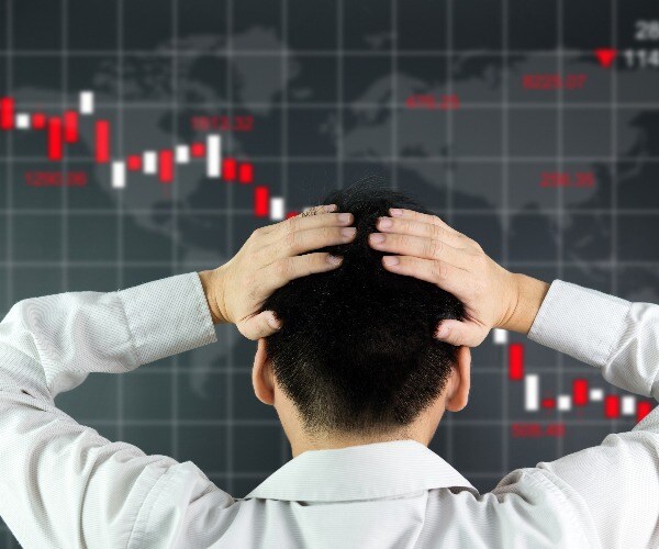 Stocks Pull Back as Hopes for Expanded COVID Aid Dim