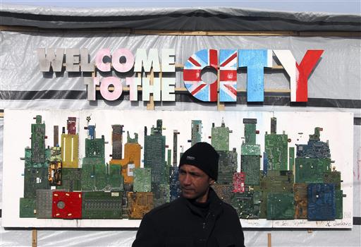 France Eyes Prospects to Pressure Britain over Migrants