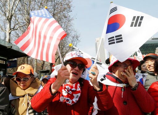 S.Koreans Celebrate Park's Removal, but Ousted Leader Silent