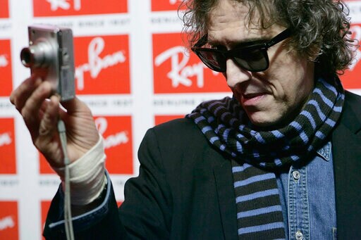 Mick Rock, Photographer of 1970s Music Icons, Dies at 72