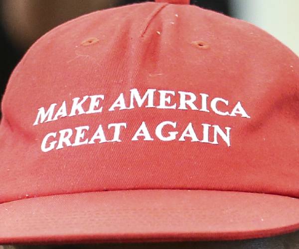 a make america great again hat