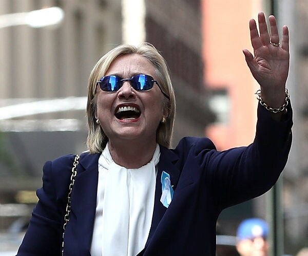 Nervous Democrats Fret About Clinton's Stumbles as Race Tightens