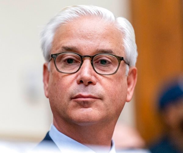 Wells Fargo CEO: No Rate Cuts Before Iran War Ends