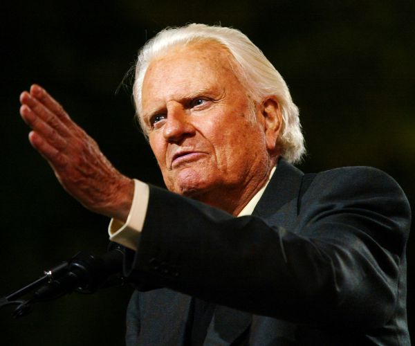 'Remembering Billy Graham' Pays a Heartfelt Tribute to a Life Well-Lived