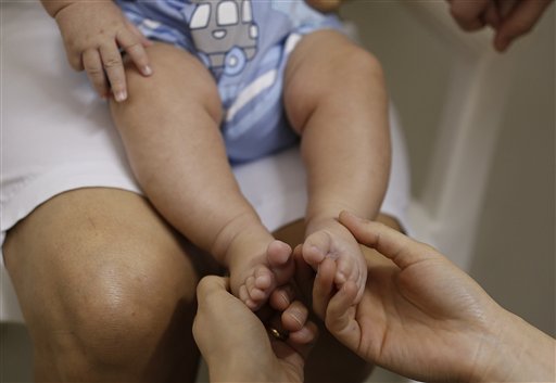 UN: Women in Zika Countries Should Breastfeed Their Babies