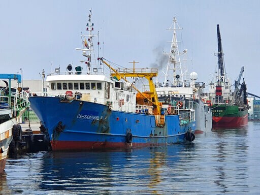 SKoreans, Russians Returned Days after Boat Drifts to NKorea