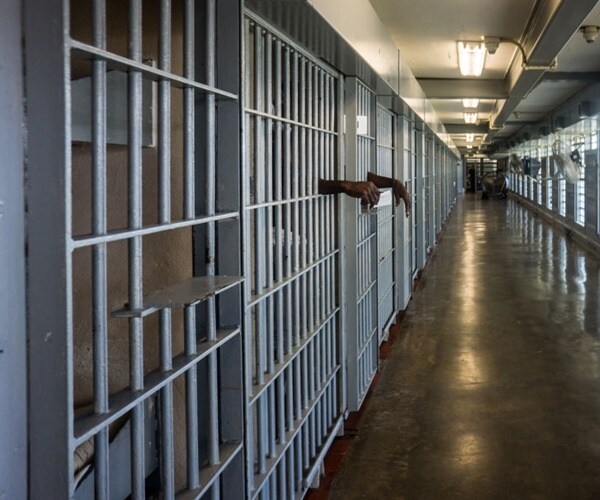 Not the Brightest! Inmate Sends Postcard Soliciting Murder of Another Inmate