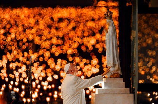 Pope Makes 2 Fatima Children Saints on Centenary of Visions