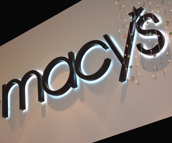 macy's department store unique sign viewpoint 