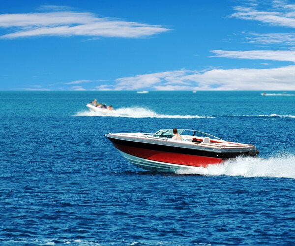 Powerboat Racer Killed by Flying Propeller in England