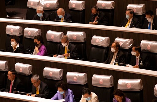 Thai Parliament Approves Election System Charter Change
