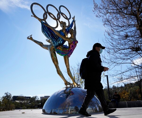 China Accused of Ignoring Hockey Player's Human Rights as Olympics Isolation Complaints Grow