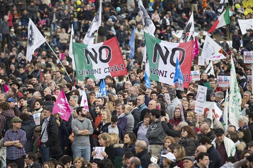 Thousands Protest Italy Plan to Permit Gay Unions, Adoptions