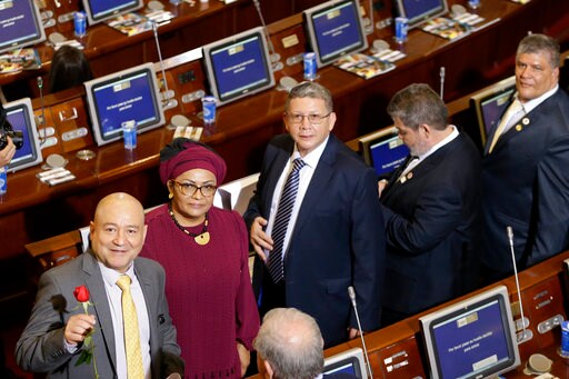 Colombian Rebels-turned-politicians Sworn into Congress