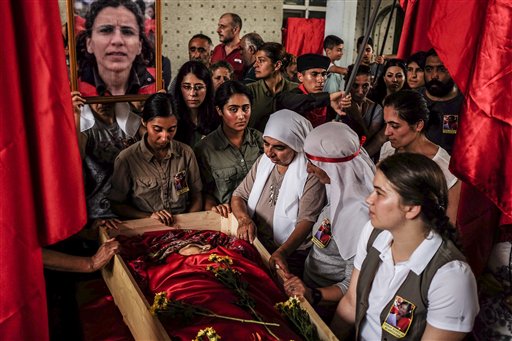 Car Bomb Kills 2 Turkish Soldiers in Mainly Kurdish Province