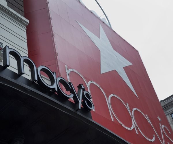Einhorn's Greenlight Buys Macy's as Possible Takeover Target