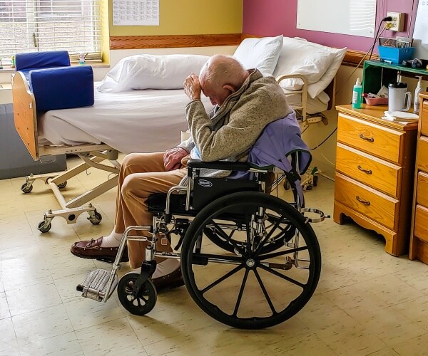 Study: Apathy Signals Higher Risk of Dementia