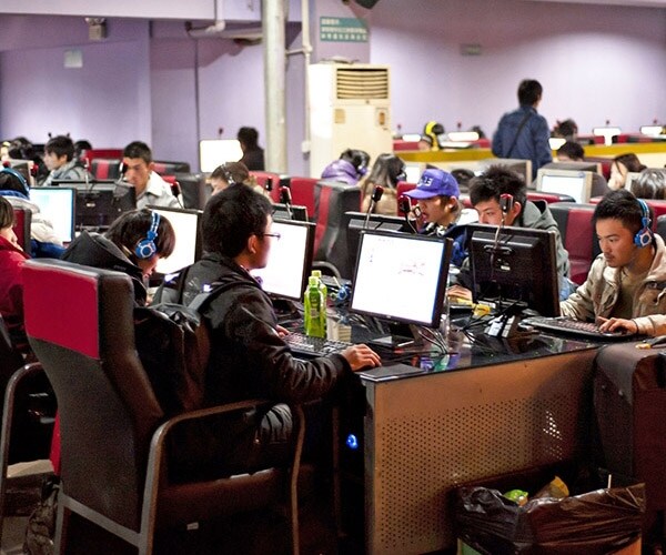 Internet Giants Should Pay for News Links, Providers Say