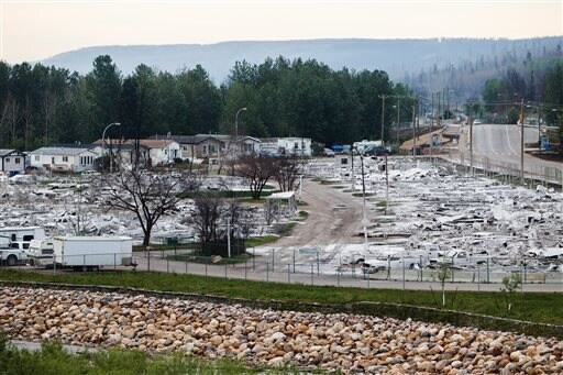 Residents Return to Fire-damaged Western Canadian Oil City