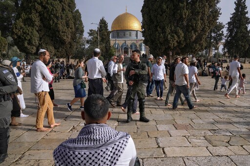 Tensions Build around Jerusalem Shrine after Syria Rockets
