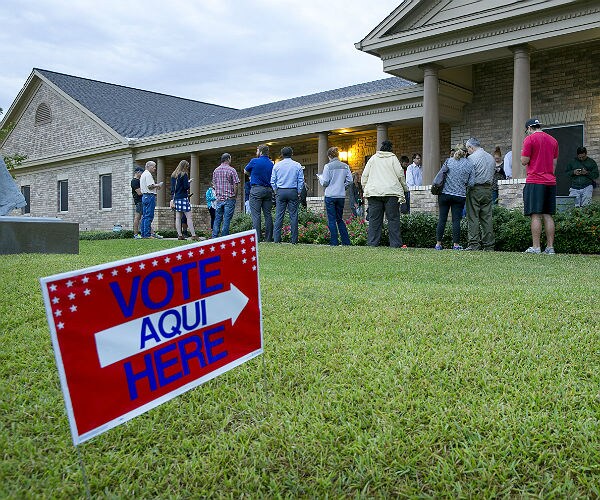 Texas Judge Blocks State From Sharing Voter Info With Election Commission